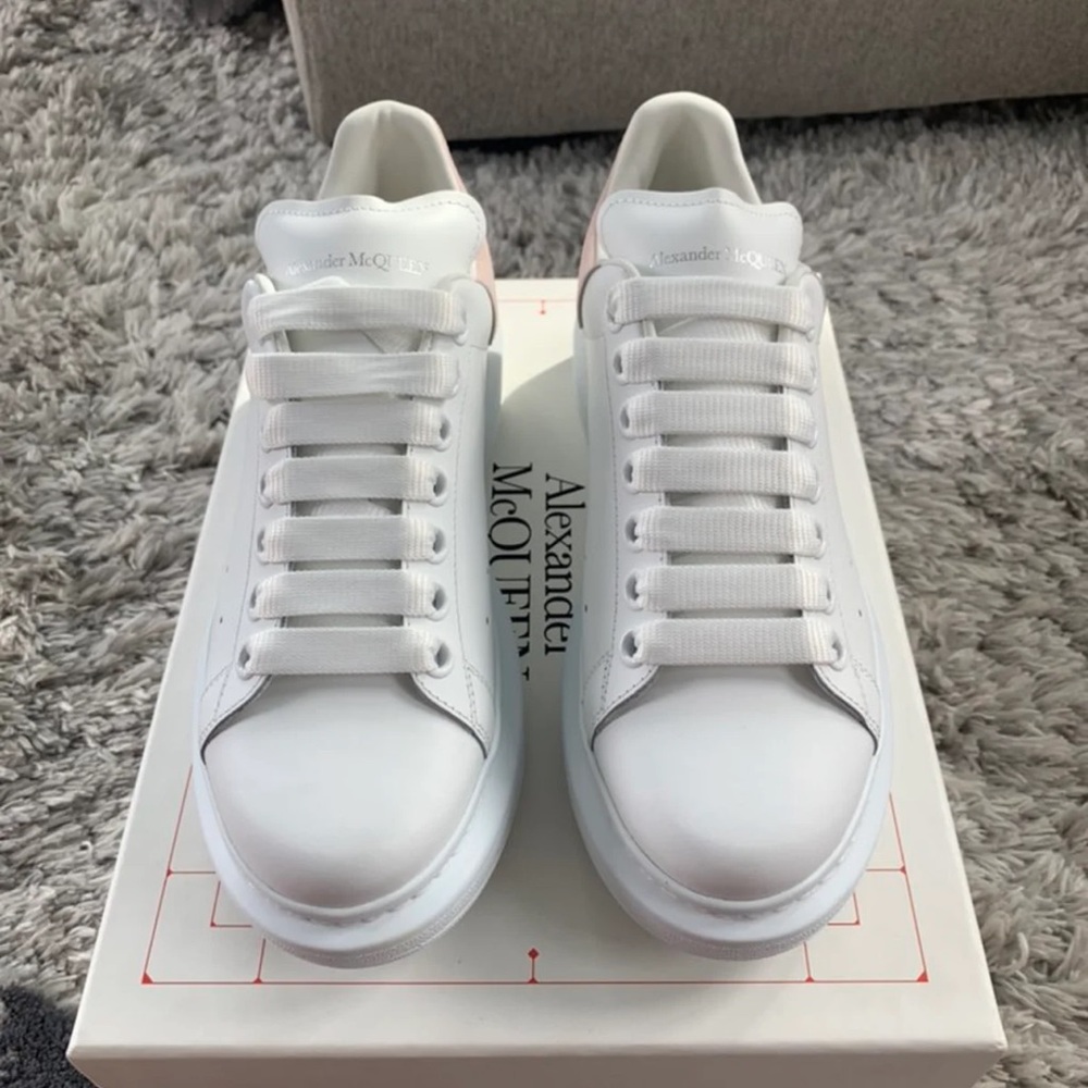 Alexander McQueen White Leather Sneakers with Blush Heel Tab - Picture 3 of 9